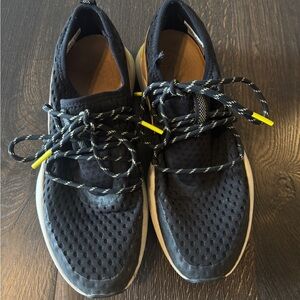 Sorel Kinetic Impact Sneaker - Women’s size 7.5